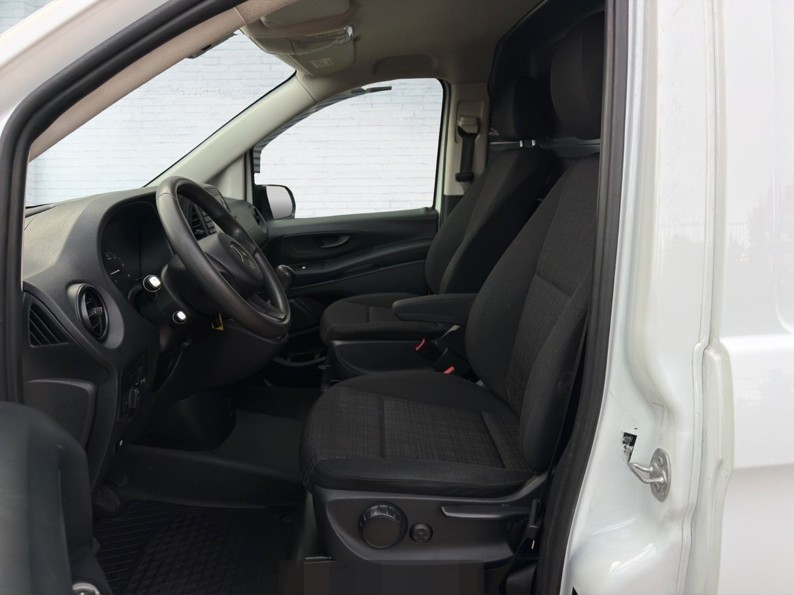 Mercedes-Benz Vito 116 CDI,Lang,AHK,101.500km,RFK,TÜV 9-27 foto 12