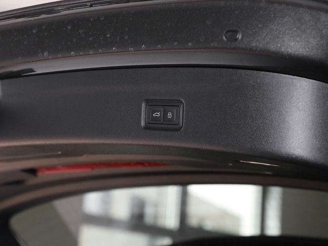 Audi Q6 e-tron quattro S line Pano B&O Matrix LED HuD foto 15