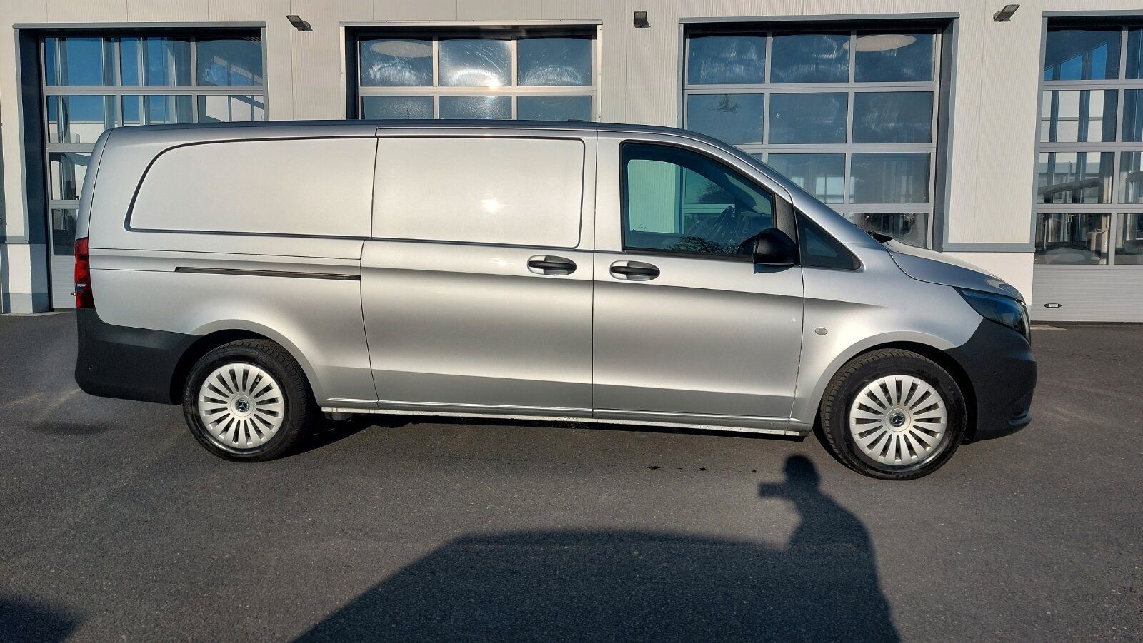 Mercedes-Benz Vito 114 CDI Ka/Extral. AHK SORTIMO 2xSCHIEBETÜR foto 3