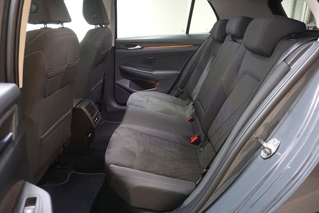 Volkswagen Golf 8 1.5TSI Life Virtual Sthz AHK DCC Navi LED foto 12