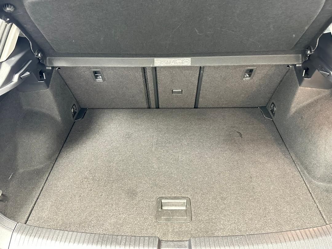 Volkswagen T-ROC United 1.5 TSI DSG, 18",LED,Navi,AHK... foto 7