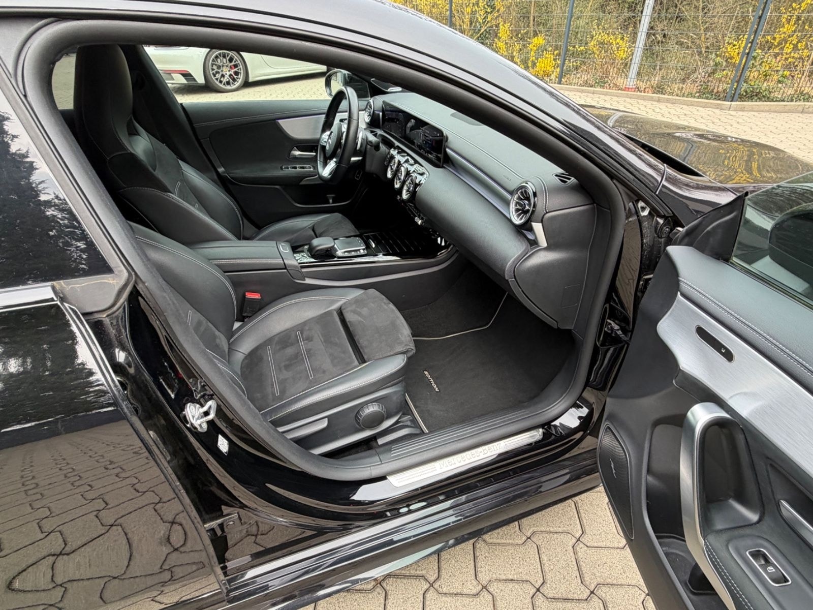 Mercedes-Benz CLA 250 e  Shooting Brake Edition 2020 foto 14