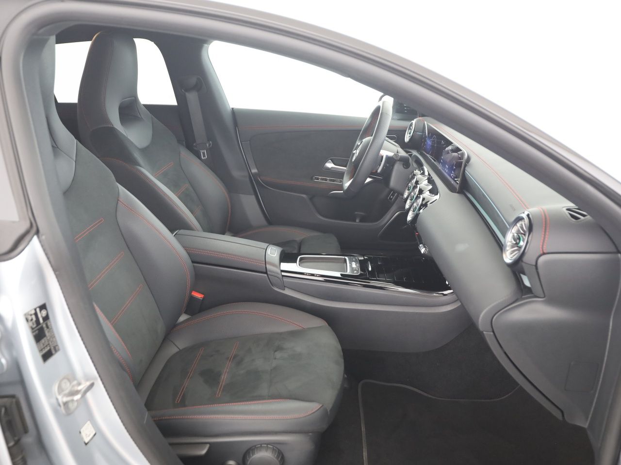 Mercedes-Benz CLA 200 SB AMG ADV.+ 19'' AHK Night Burmester foto 10