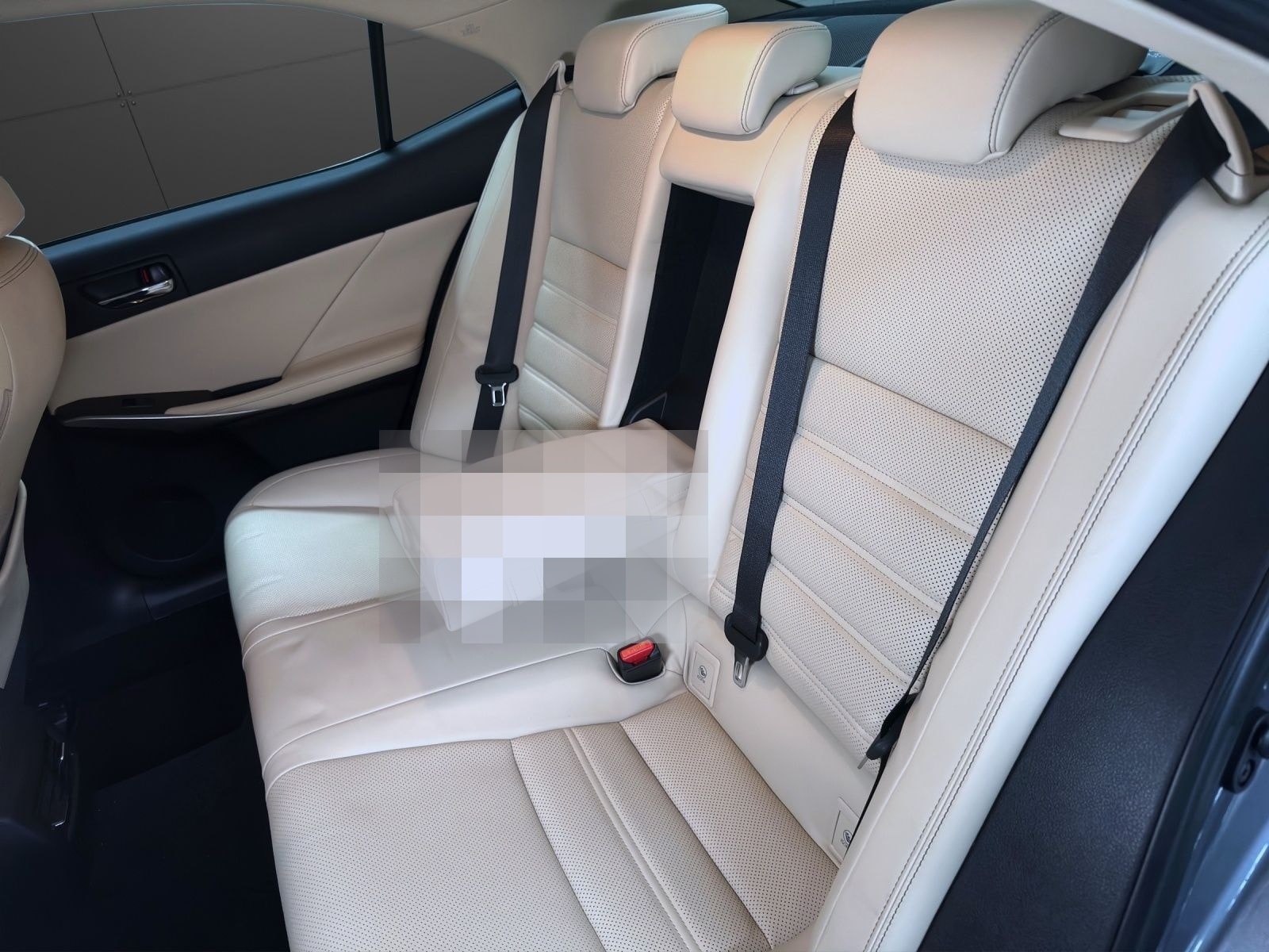 Lexus IS 300 foto 12