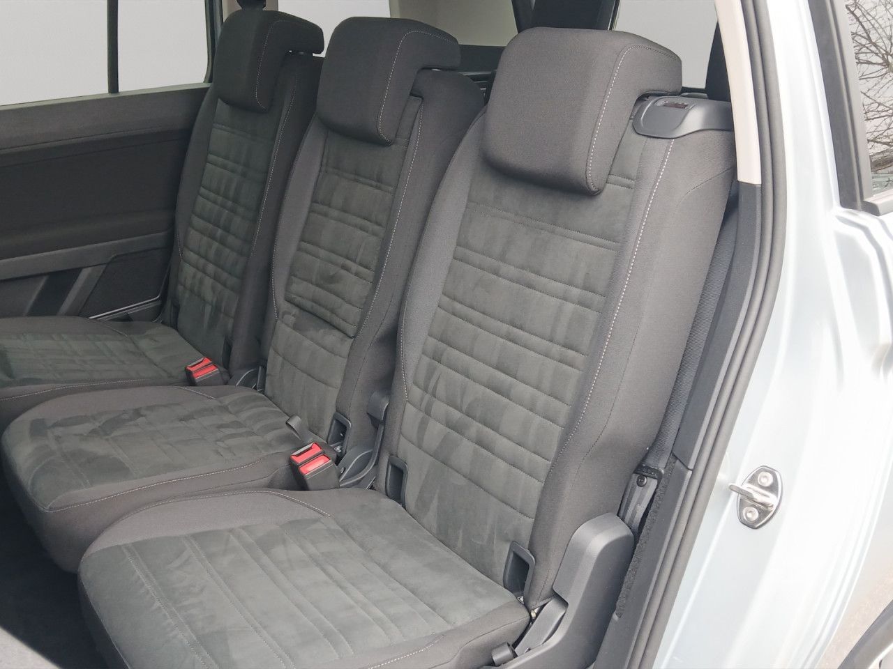 Volkswagen Touran 2.0 TDI DSG Comfortline KEYLESS, ALU, PDC foto 20