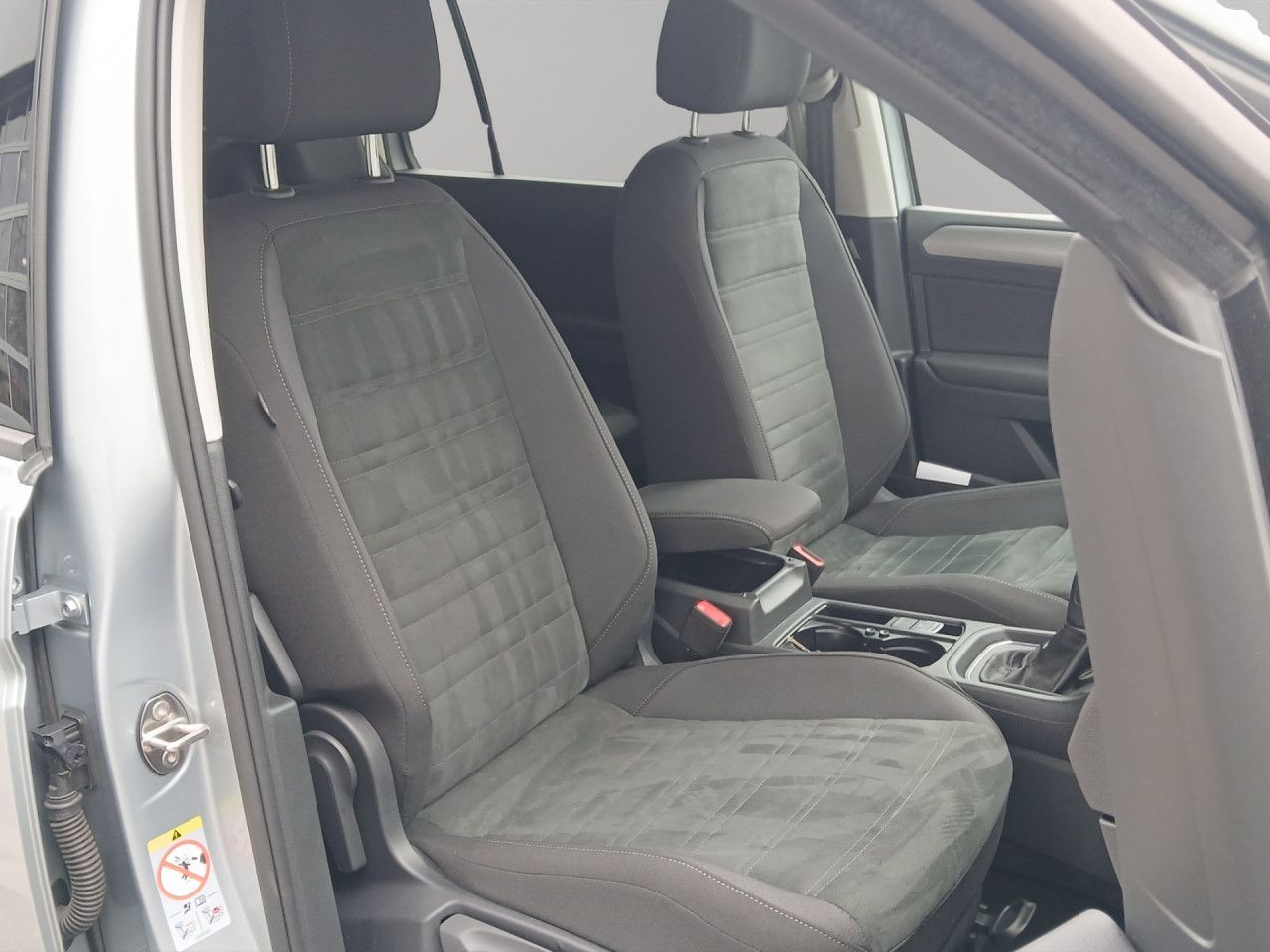 Volkswagen Touran 2.0 TDI DSG Comfortline KEYLESS, ALU, PDC foto 23