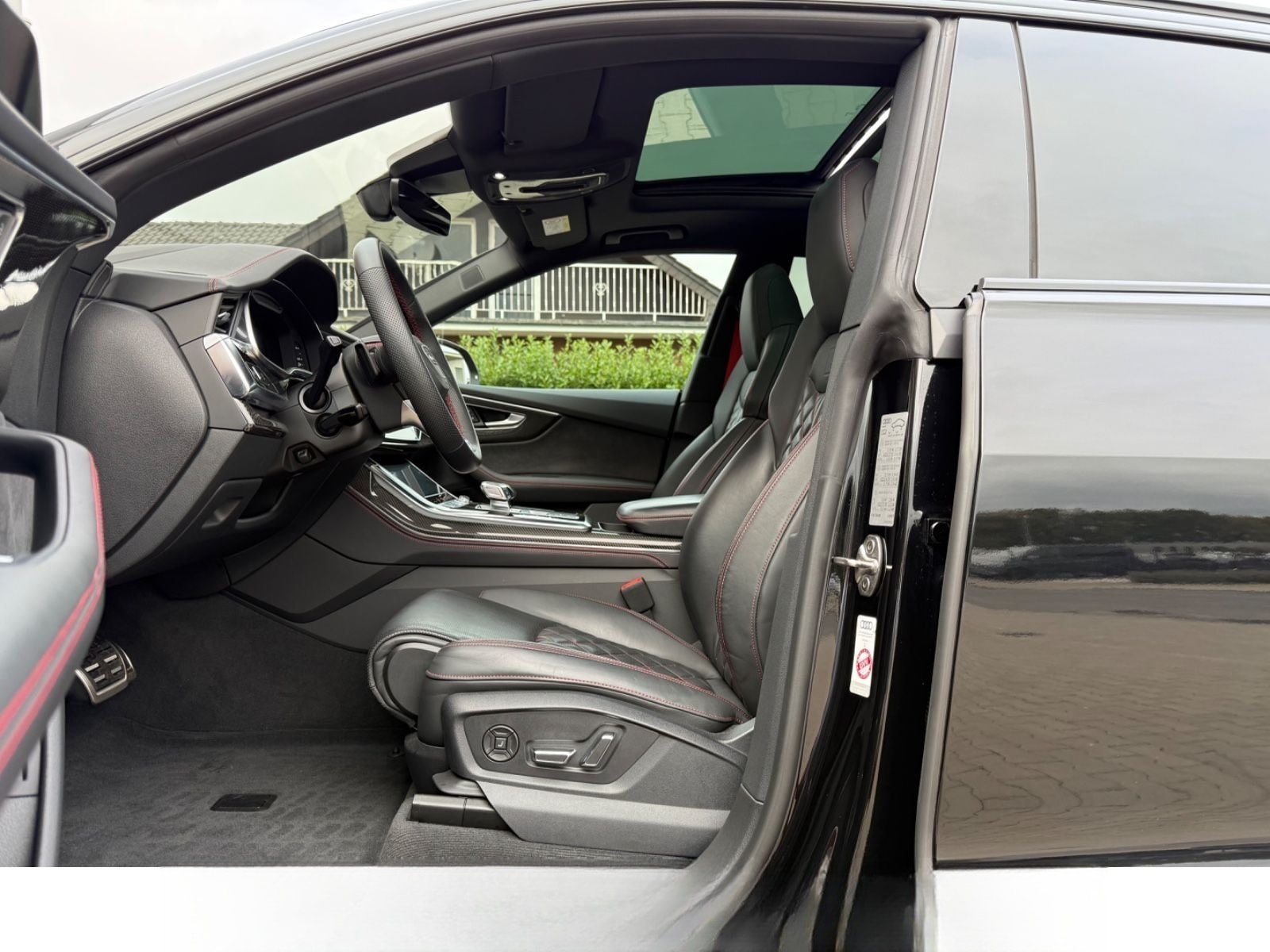 Audi SQ8 4.0 TFSI quattro Competition Plus foto 12