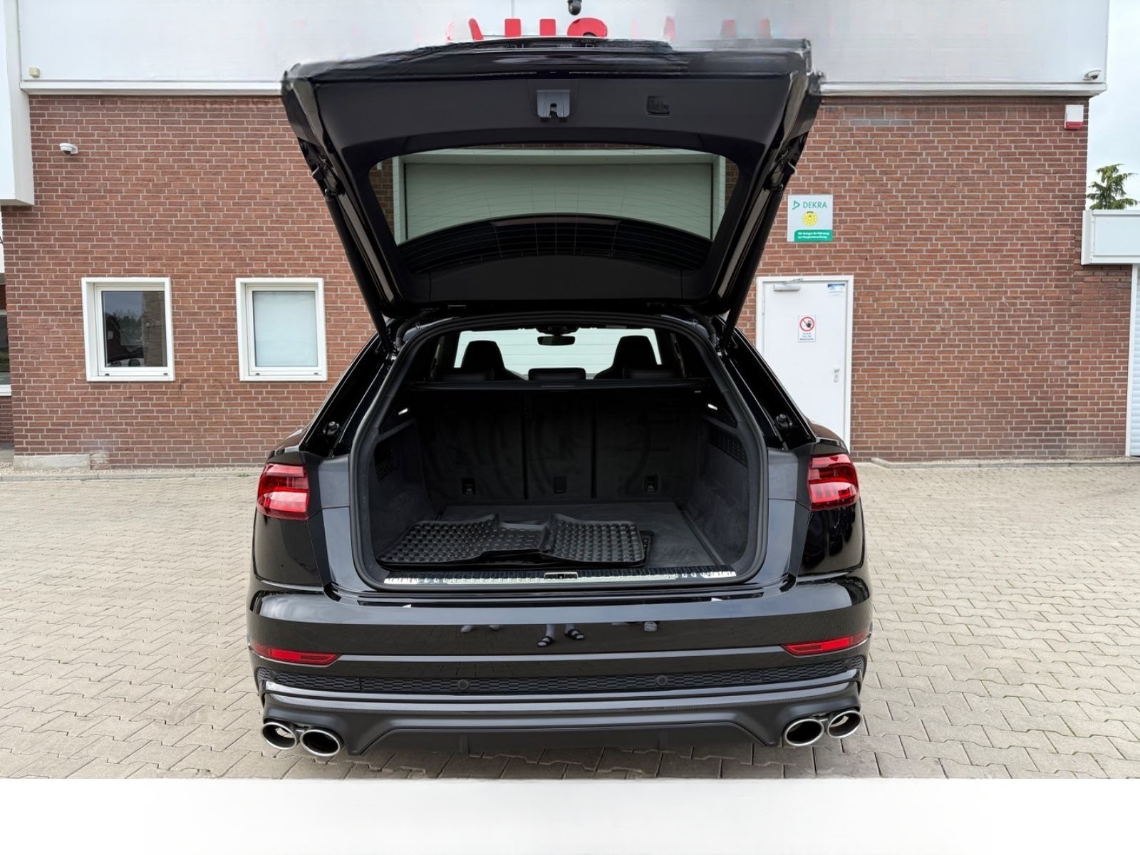 Audi SQ8 4.0 TFSI quattro Competition Plus foto 16