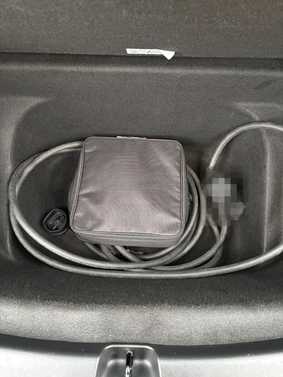 Tesla Model Y Long Range Dual AWD foto 13