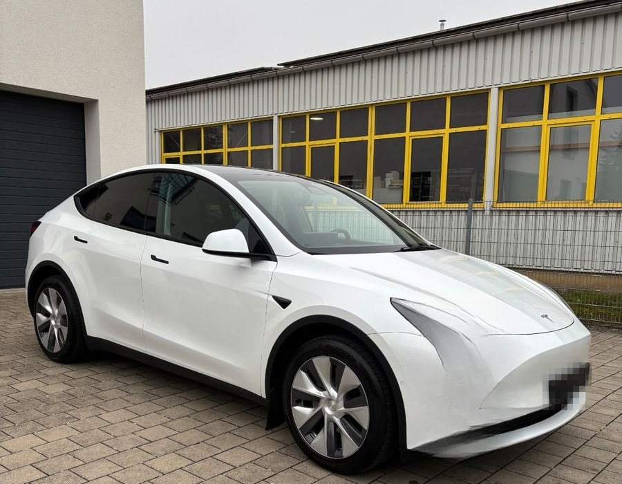 Tesla Model Y Long Range Dual AWD foto 3