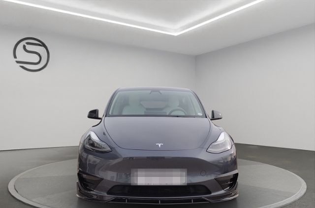 Tesla Model Y Long Range Dual AWD foto 6