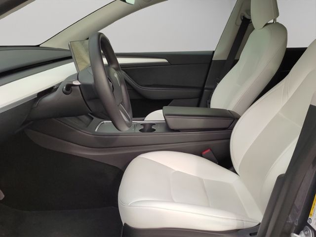 Tesla Model Y Long Range Dual AWD foto 7