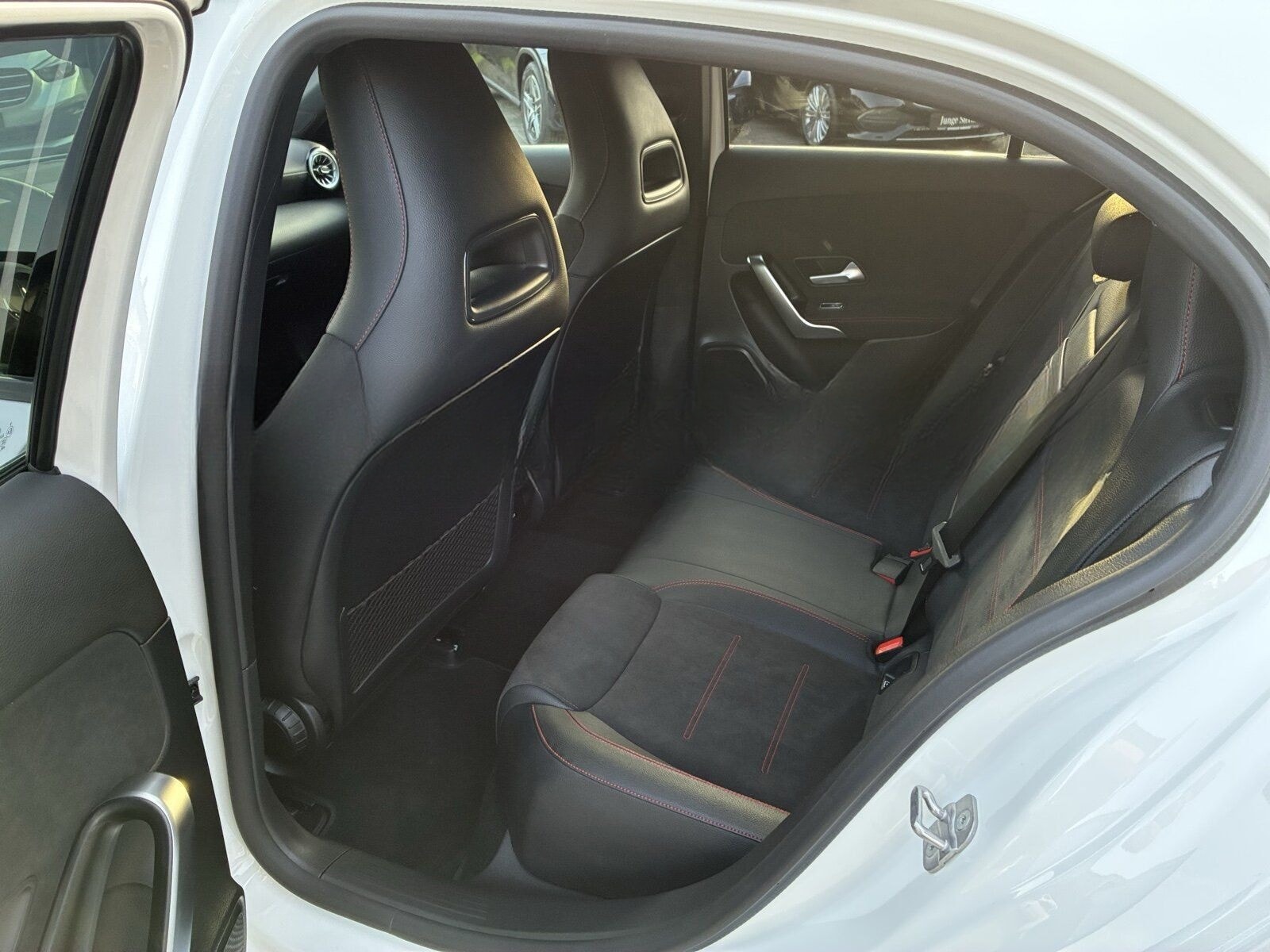 Mercedes-Benz A220d AMG ADV+ STDHZG DISTR MBEAM NIGHT 360 KYGO foto 12