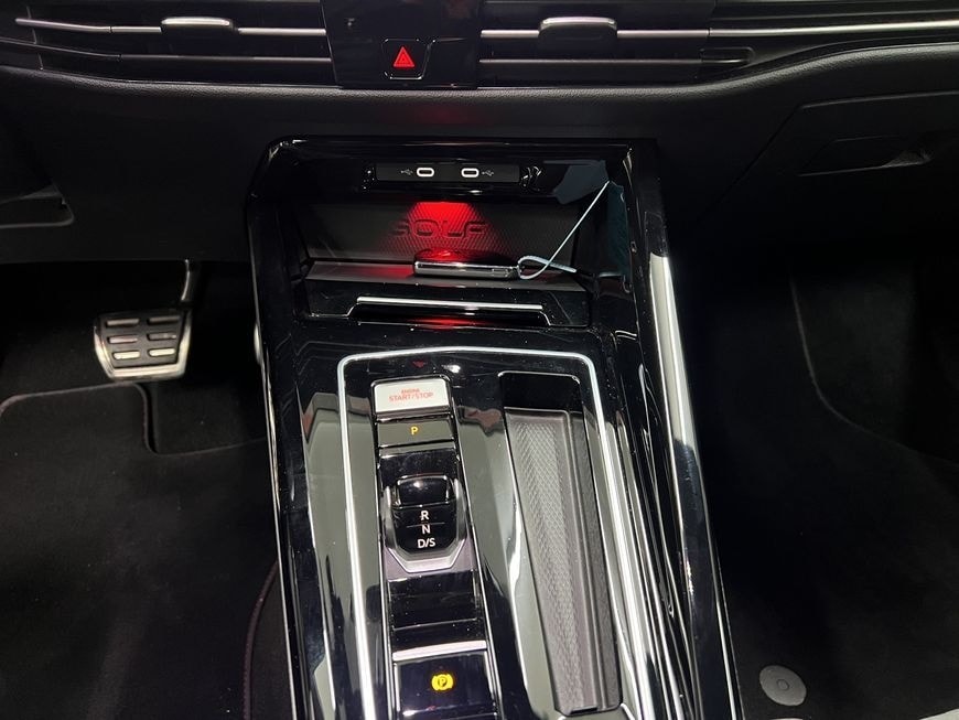 Volkswagen Golf GTI Clubsport 2.0 TSI foto 14