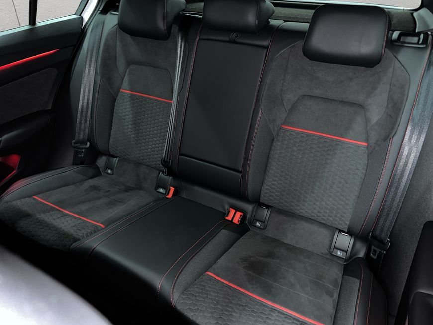 Volkswagen Golf GTI Clubsport 2.0 TSI foto 18