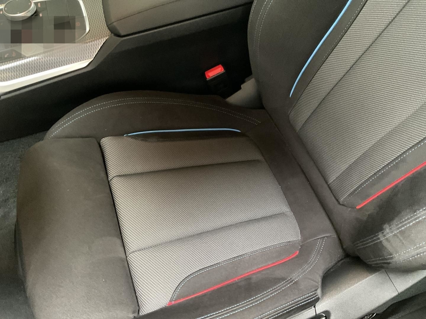 BMW 330 i xDrive M Sportpaket LED ACC Navi Digi-CP   foto 23