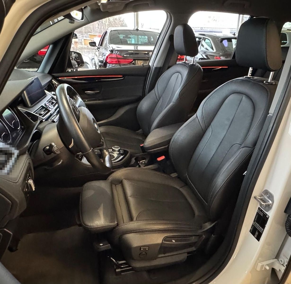 BMW 218 Gran Tourer d Sport Line 7 Sitze Kamera Digi foto 9