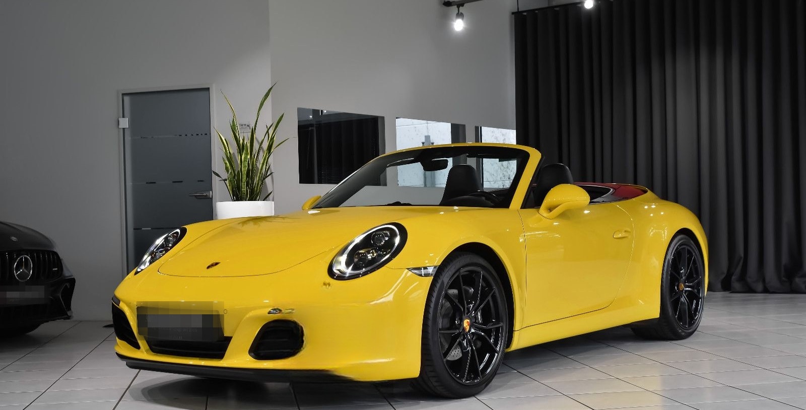 Porsche 991.2 Cabriolet * Racinggelb* Chrono* LED* foto 1