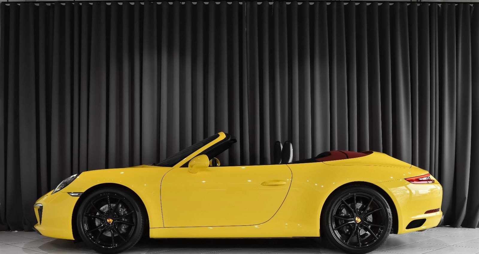 Porsche 991.2 Cabriolet * Racinggelb* Chrono* LED* foto 11