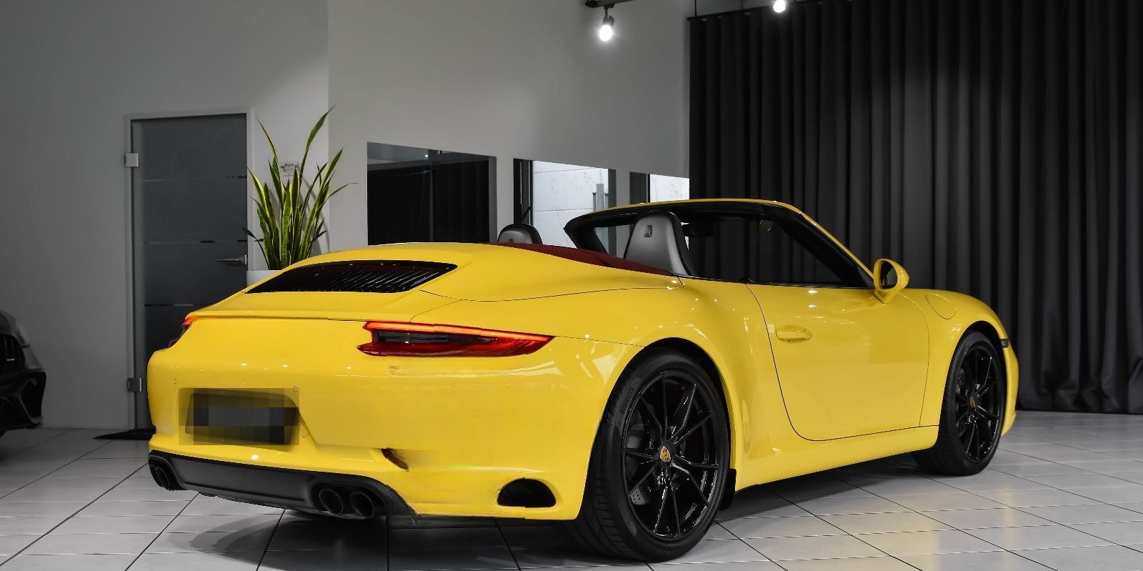 Porsche 991.2 Cabriolet * Racinggelb* Chrono* LED* foto 13