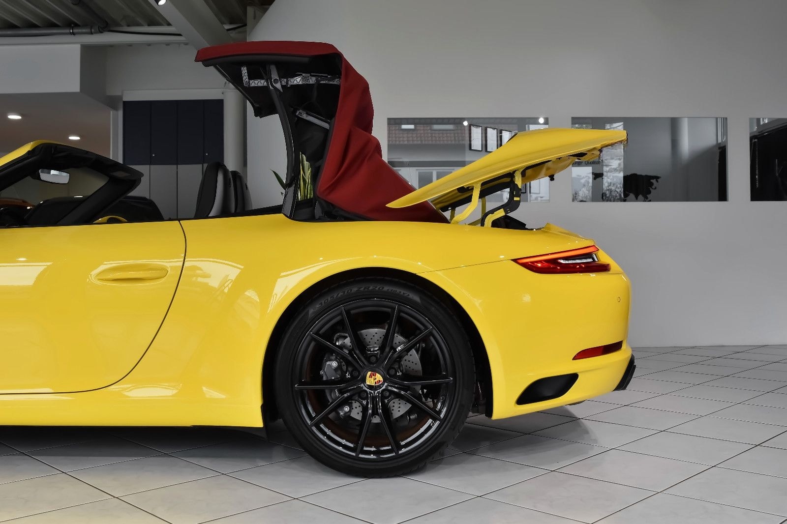 Porsche 991.2 Cabriolet * Racinggelb* Chrono* LED* foto 25
