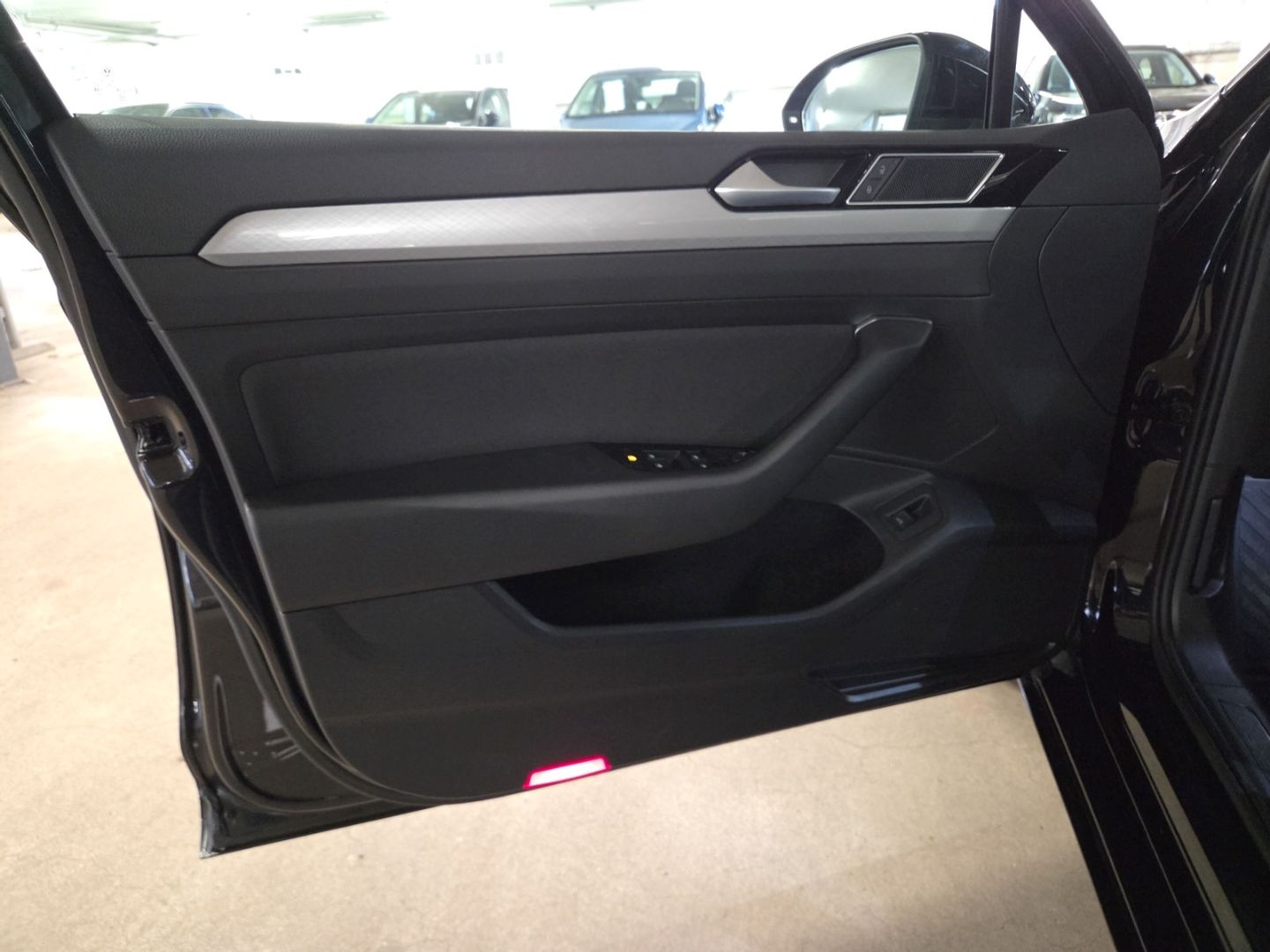 Volkswagen Passat VARIANT 1.5 TSI Business-Premium Paket Cl foto 13