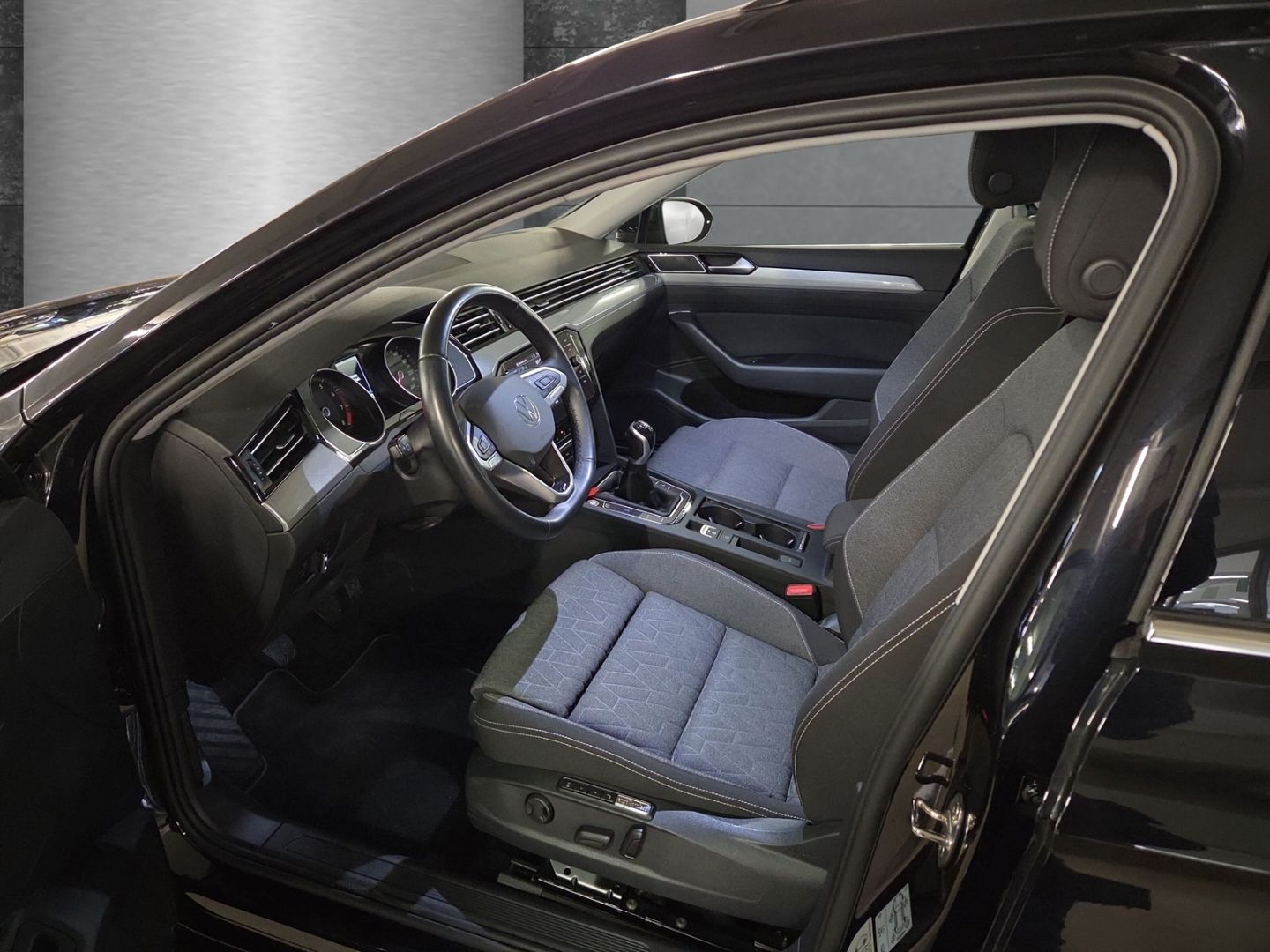 Volkswagen Passat VARIANT 1.5 TSI Business-Premium Paket Cl foto 7