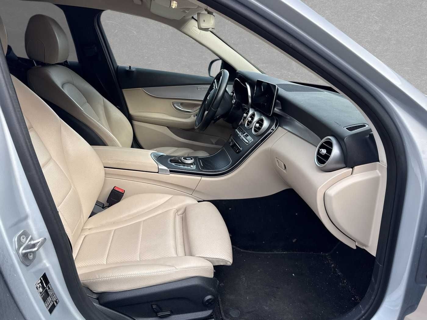 Mercedes-Benz C 300de T 9G-TRONIC Avantgarde foto 3