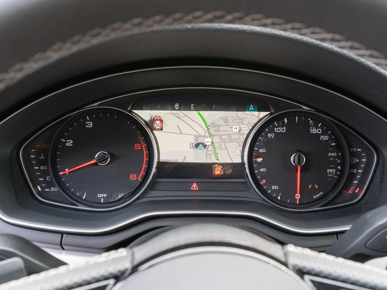 Audi A4 Avant S line 40 TDI quattro NAVI LED 360° AHK foto 15