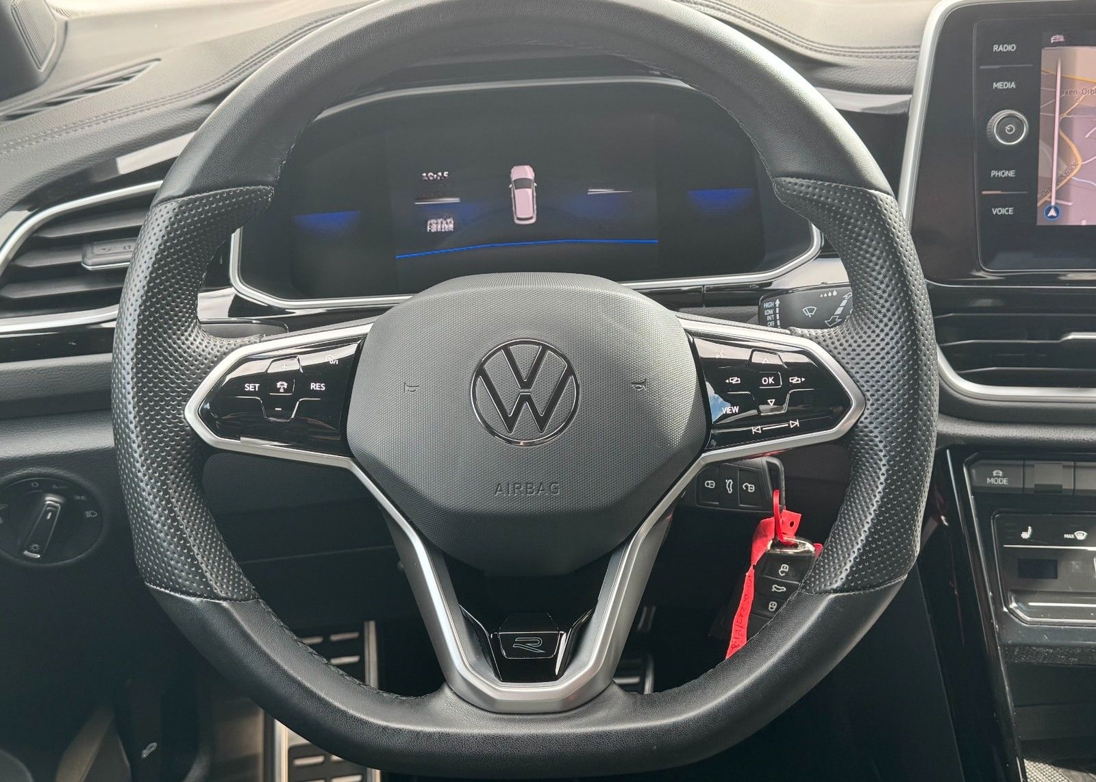 Volkswagen T-Roc 1.0 TSI "R-Line" LED CAM NAVI 5JG SCHH. foto 9