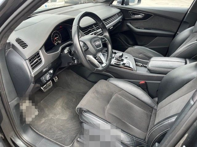Audi SQ7 4.0 TDI quattro foto 8