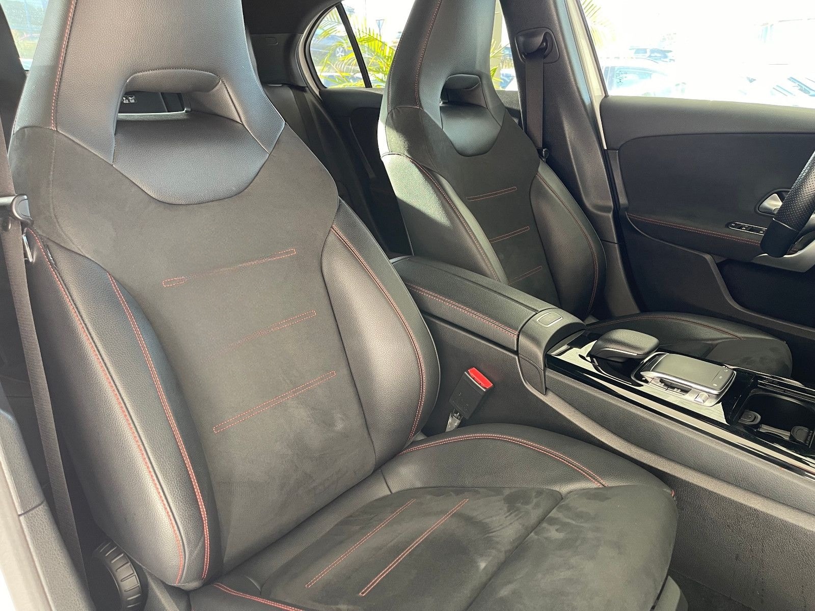 Mercedes-Benz A 180 d *LED*AppleCP*Sportsitz*AMG-Line* foto 16