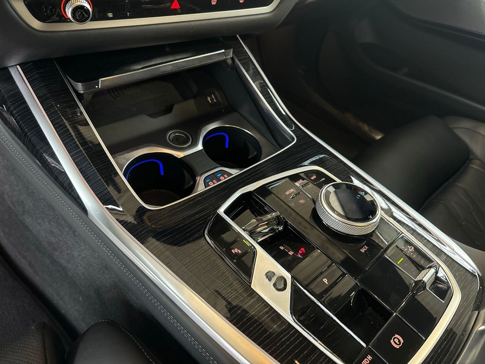 BMW X7 xDrive40d *M Sport*22 Zoll*Exec. Drive*AHK*In foto 21