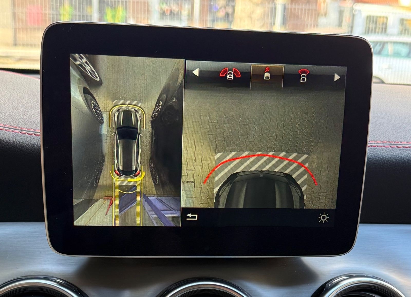 Mercedes-Benz GLA 200 AMG/Kamera/Automatik/Neu Inspektion foto 23