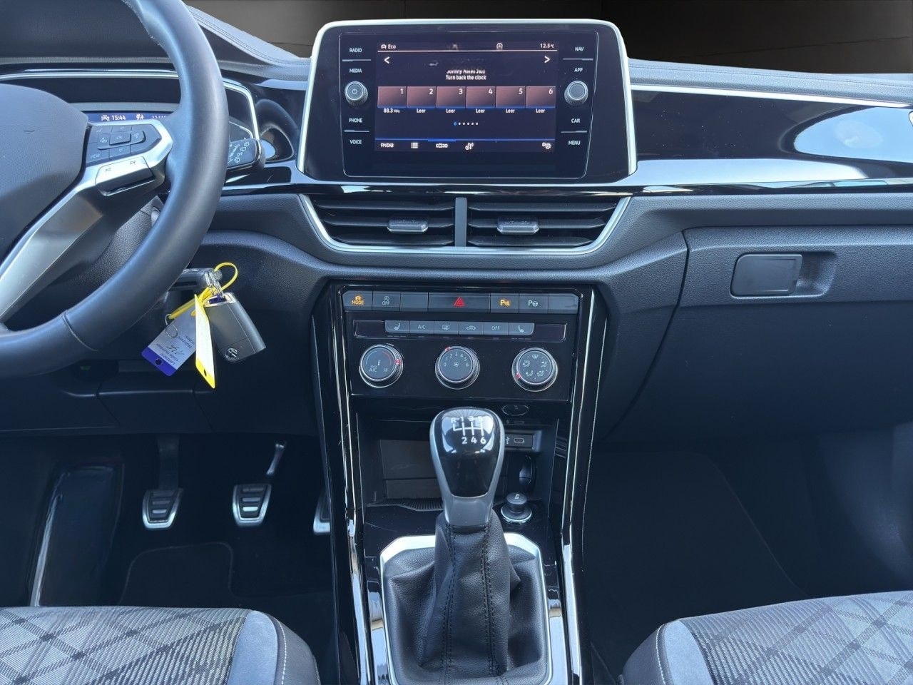 Volkswagen T-Roc 1.0 TSI R-Line ACC+PDC+LED+SPURASSIST+SHZ foto 16