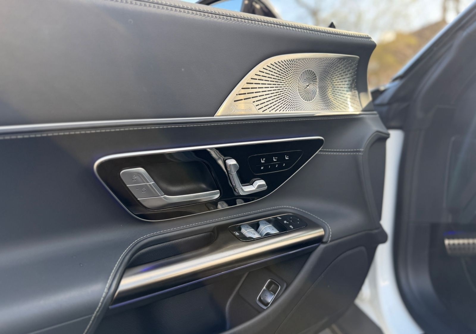 Mercedes-Benz SL AMG 43 V8 PAKET*BURMESTER*360*DISTR*MEMORY foto 24