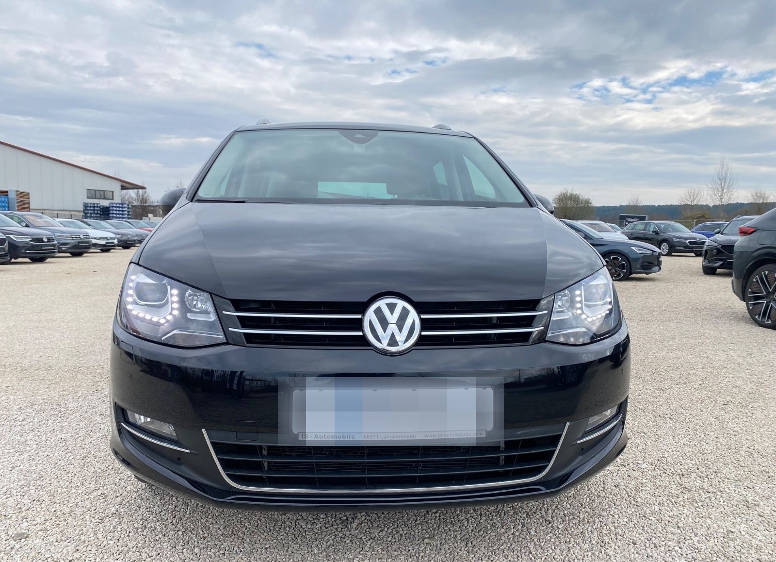 Volkswagen Sharan Highline ,NAVI,XENON,ACC,SHZ,AHK,RFK,DAB foto 2