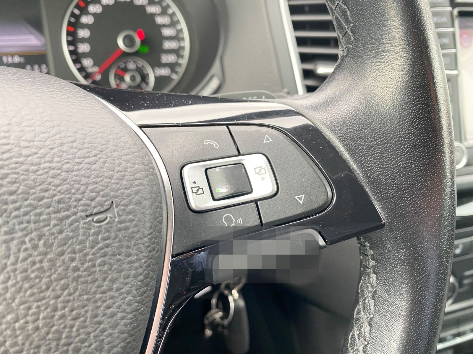 Volkswagen Sharan Highline ,NAVI,XENON,ACC,SHZ,AHK,RFK,DAB foto 19