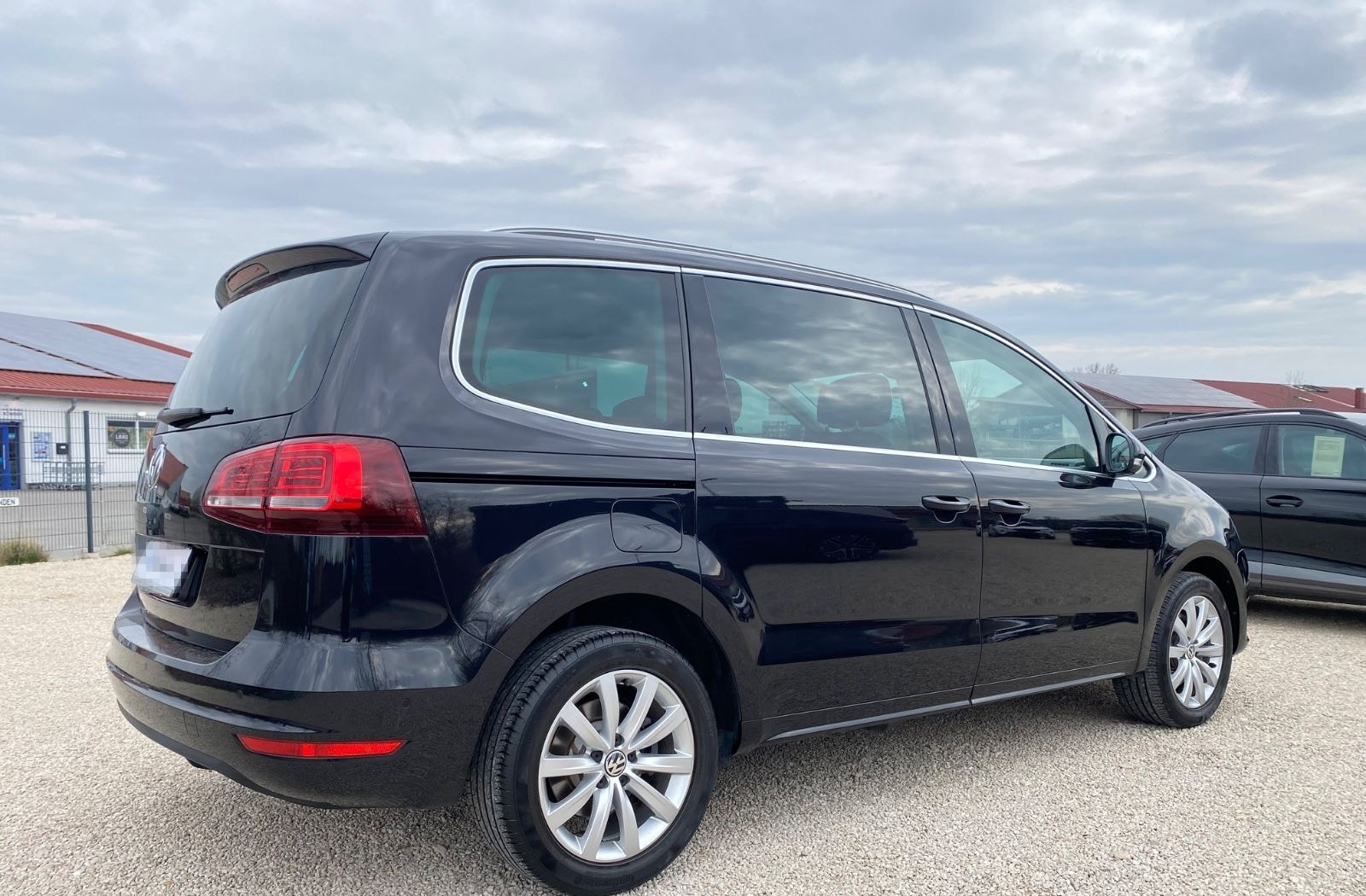 Volkswagen Sharan Highline ,NAVI,XENON,ACC,SHZ,AHK,RFK,DAB foto 4