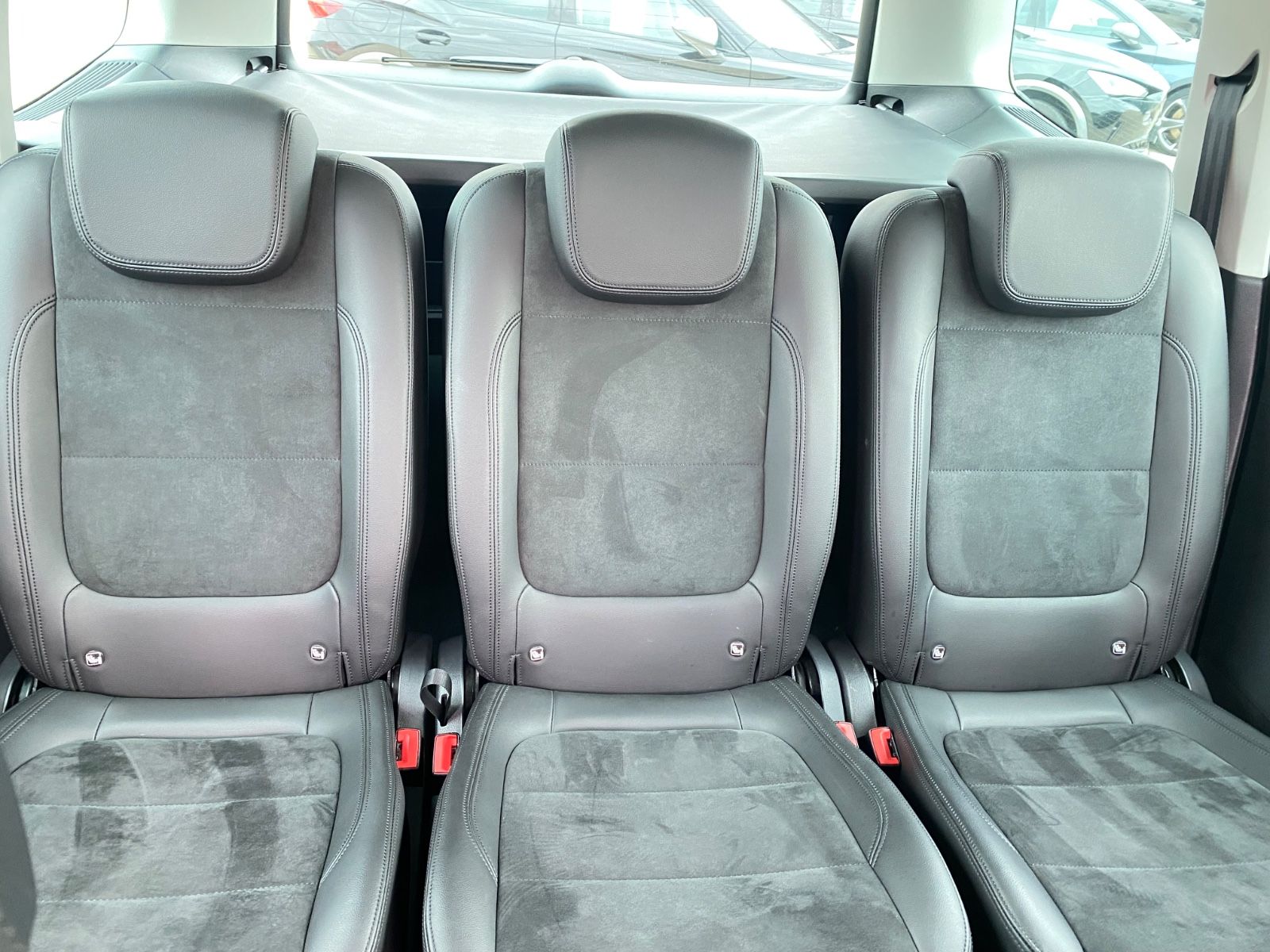 Volkswagen Sharan Highline ,NAVI,XENON,ACC,SHZ,AHK,RFK,DAB foto 10