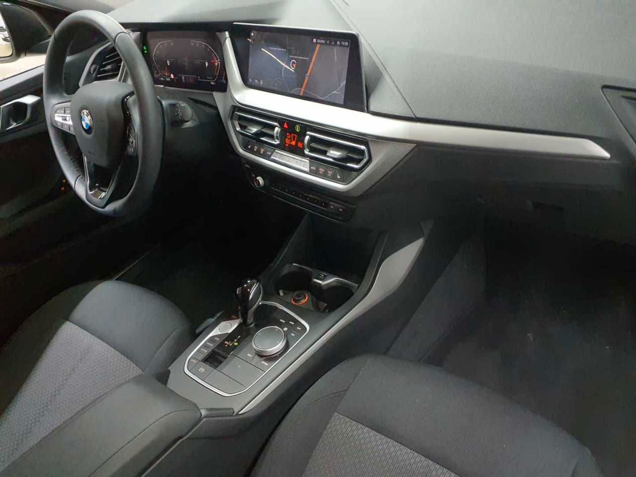 BMW 118d Aut. Advantage Navi SHZ LED foto 11