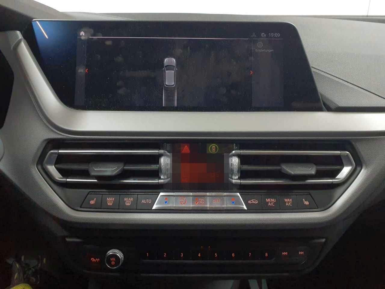 BMW 118d Aut. Advantage Navi SHZ LED foto 13