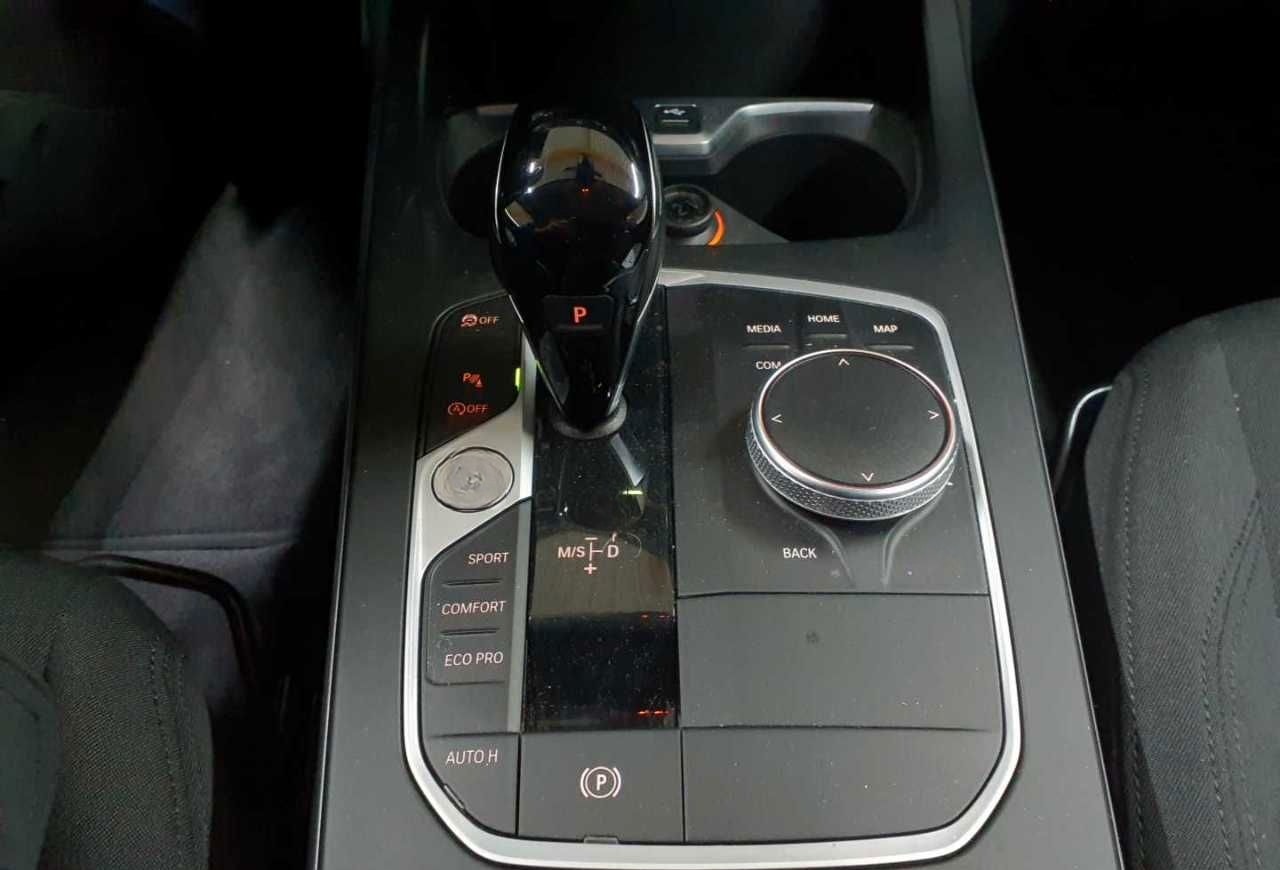 BMW 118d Aut. Advantage Navi SHZ LED foto 15