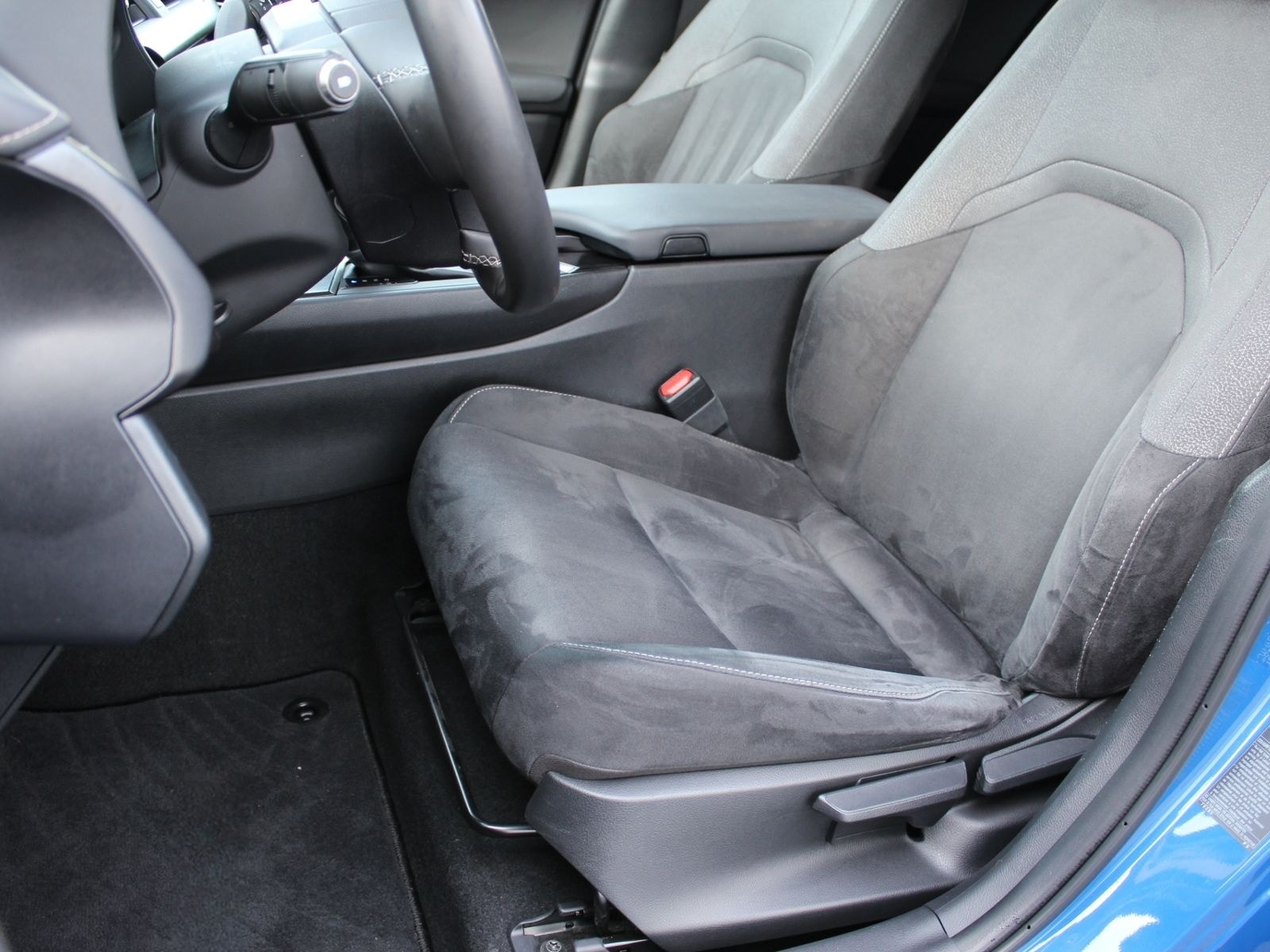 Lexus UX 250h LED*ACC*SHZ*Apple CarPlay foto 8