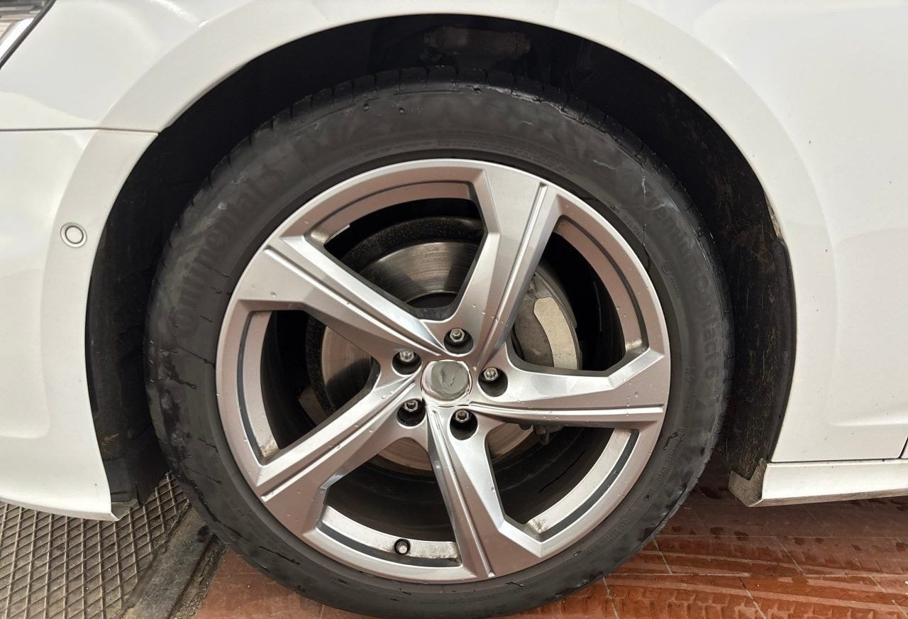 Audi A6 40 2.0 TDI Avant design Virtual 360° AHK ACC foto 12