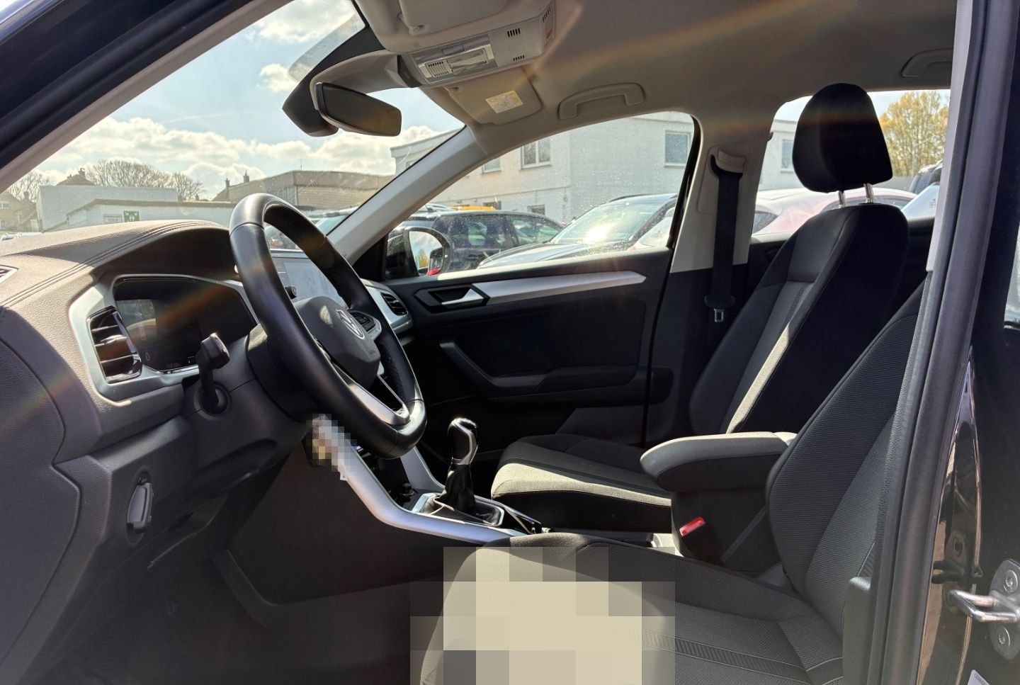 Volkswagen T-Roc LIFE 2.0 TDI NAVI SHZ ACC APP-CONNECT ALLW foto 6