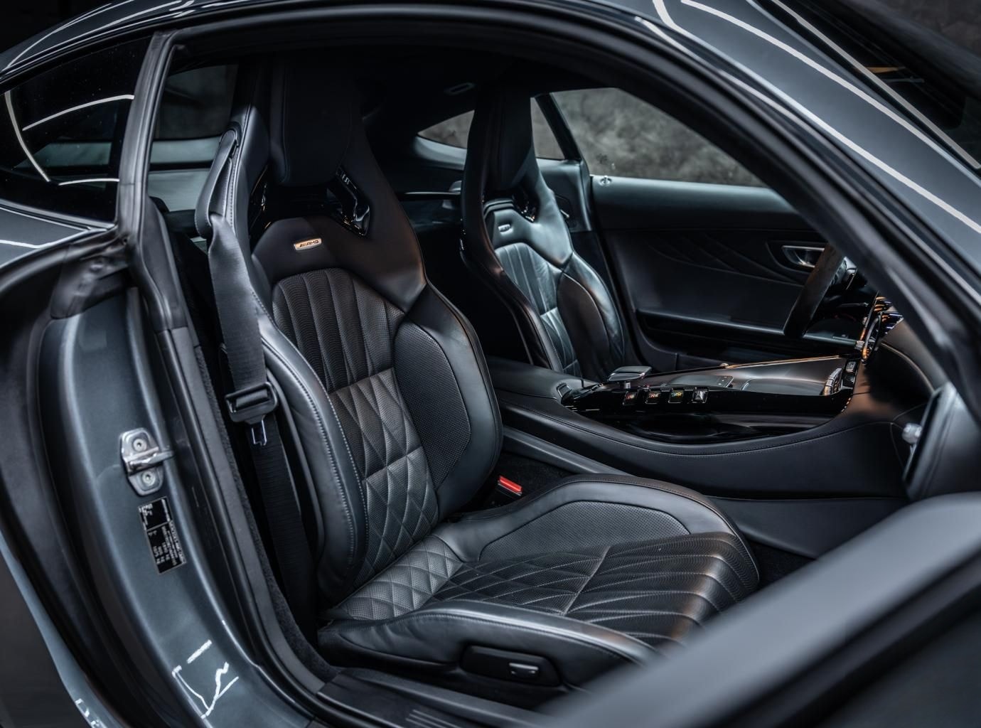 Mercedes-Benz GT AMG NIGHT EDITION|CARBON|P-SITZ|LED|DIS|BUR|+ foto 17