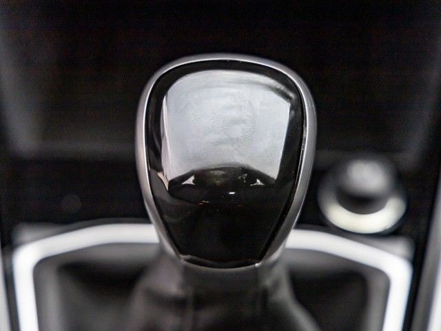 Volkswagen T-Cross 1.0TSi Life NaviMedia ACC Sitzheiz. Alu foto 11