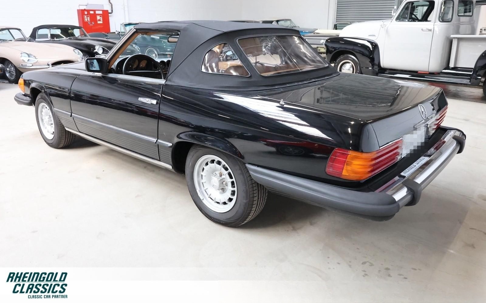 Mercedes-Benz R107 SL380 V8 Roadster foto 8