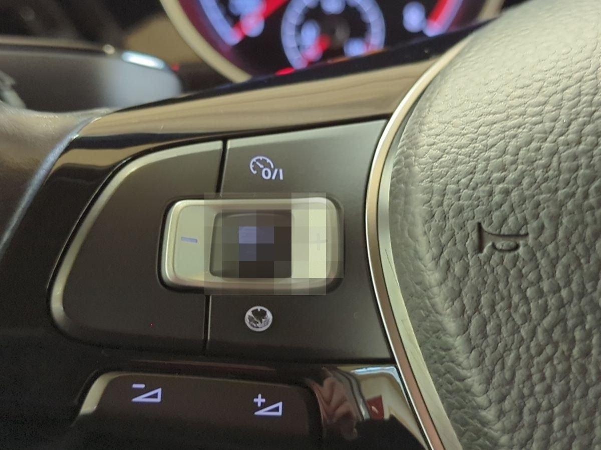 Volkswagen TOURAN 1.2TSI SOUND 7-SITZER+NAVI+SITZHEIZUNG+AP foto 25